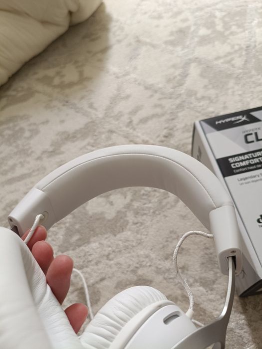 Продам проводные наушники HyperX Cloud 3 белые