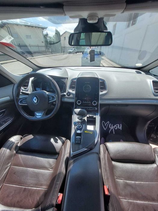 Vand sau schimb Renault Espace Inițiale Paris 2016
