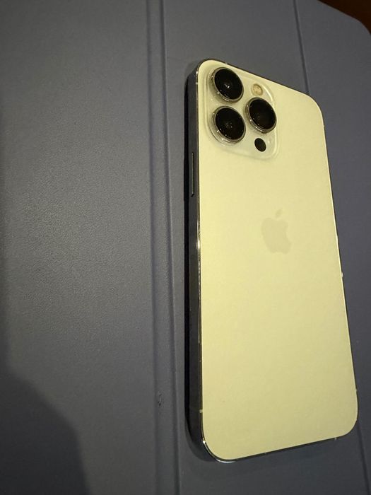 iPhone 13 Pro – 256GB – Excellent Condition