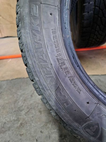 2 Firestone R16 C 195/60/ 
зимни гуми  DOT3521