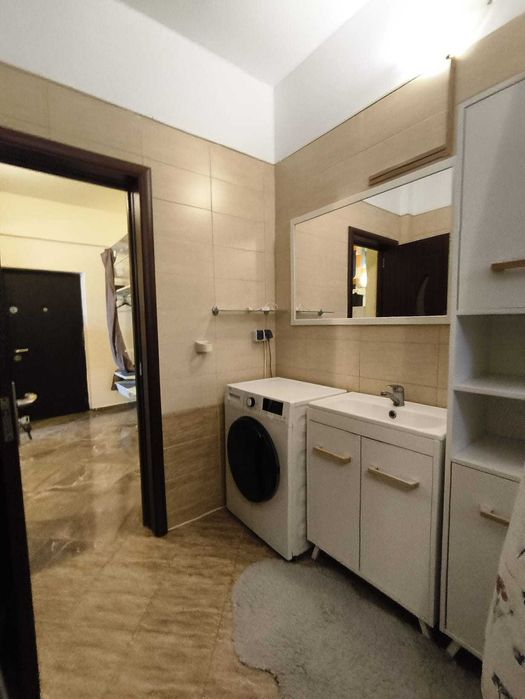 Apartament  cu doua camere decomandat 58mp bloc nou 2015 capat Cug Valea Adanca-Capitol