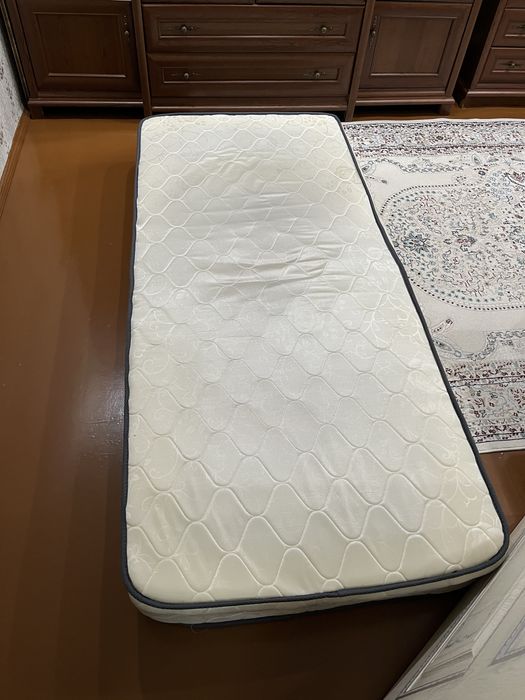 Продам матрас 90х2000х20