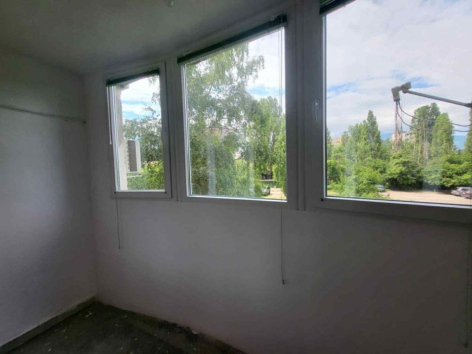 Дава се под наем Двустаен апартамент в София, Полигона - 75 кв.м за 549 € - Снимка #9