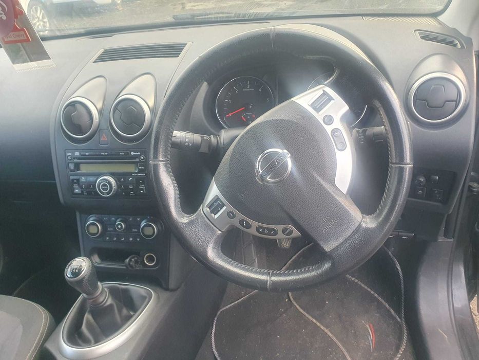 Dezmembrez Nissan Qashqai 1.5 DCI 2010
