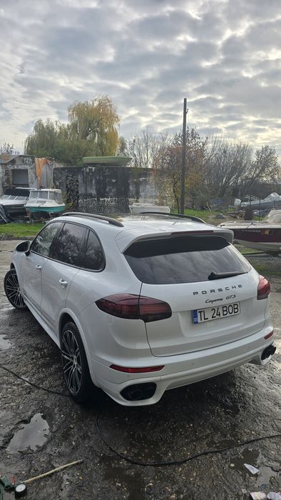 Porsche Cayenne GTS