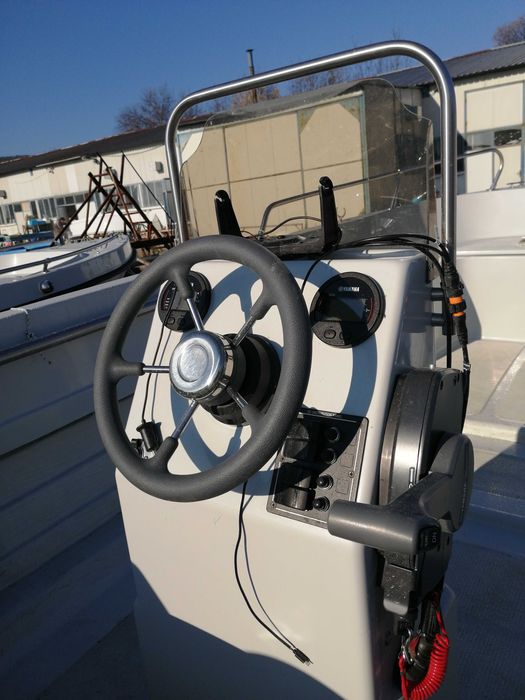 Barca + motor+peridoc