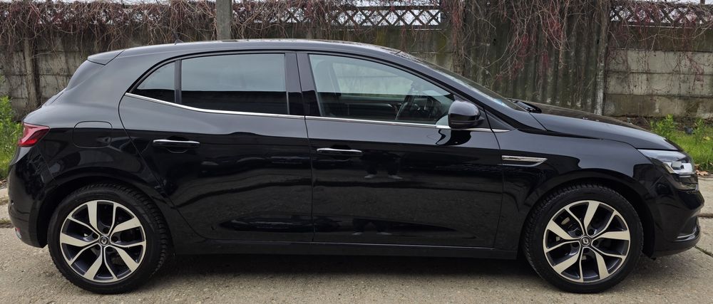 Renault Megane 2016  Bose / 1.2 Tce -130 Cp / Navi- Piele- Bi-Xenon /