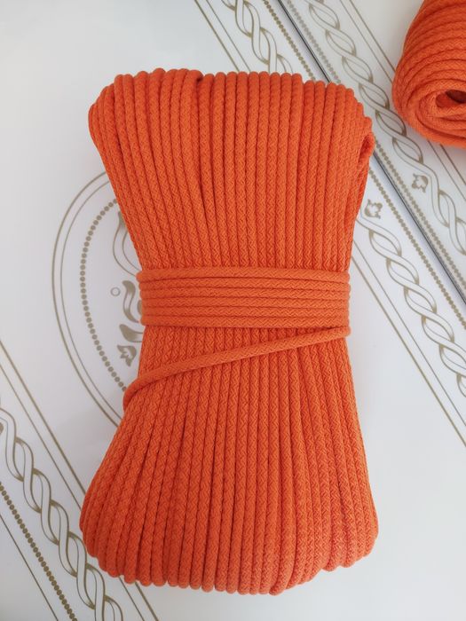 Шнур для шитья. Нитки в подарок. 1м-65тг