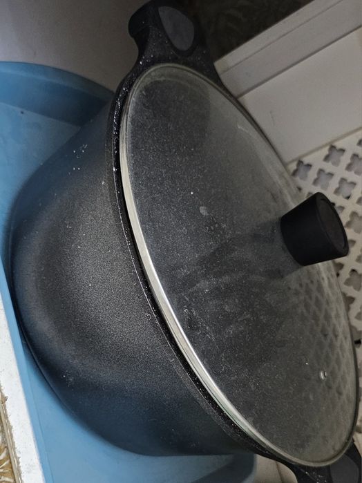 Продам б/у кухонную посуду