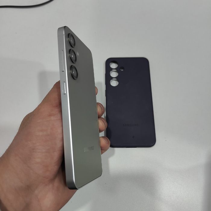 Samung S24 5G Телефон