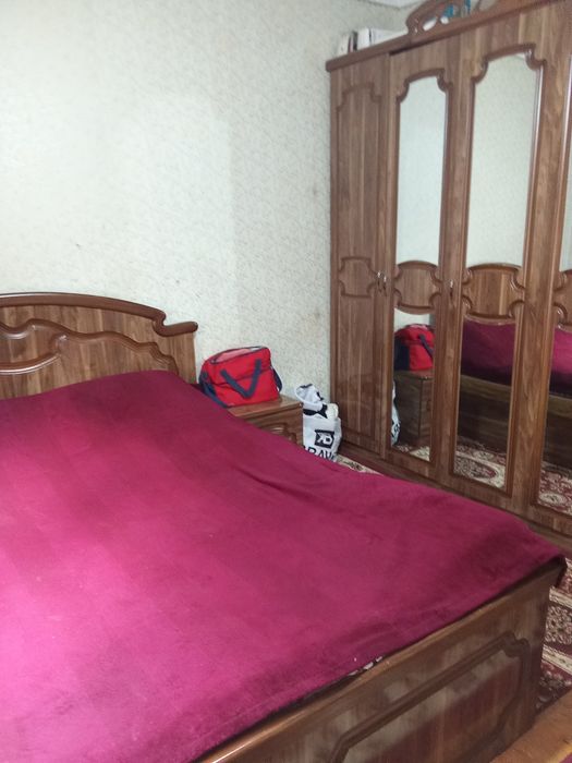 4 xonali Dom sotiladi Jar ariq