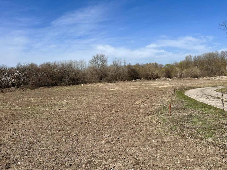 Продава се Парцел в Първомай - 10000 кв.м за 4 €/кв.м - Снимка #2