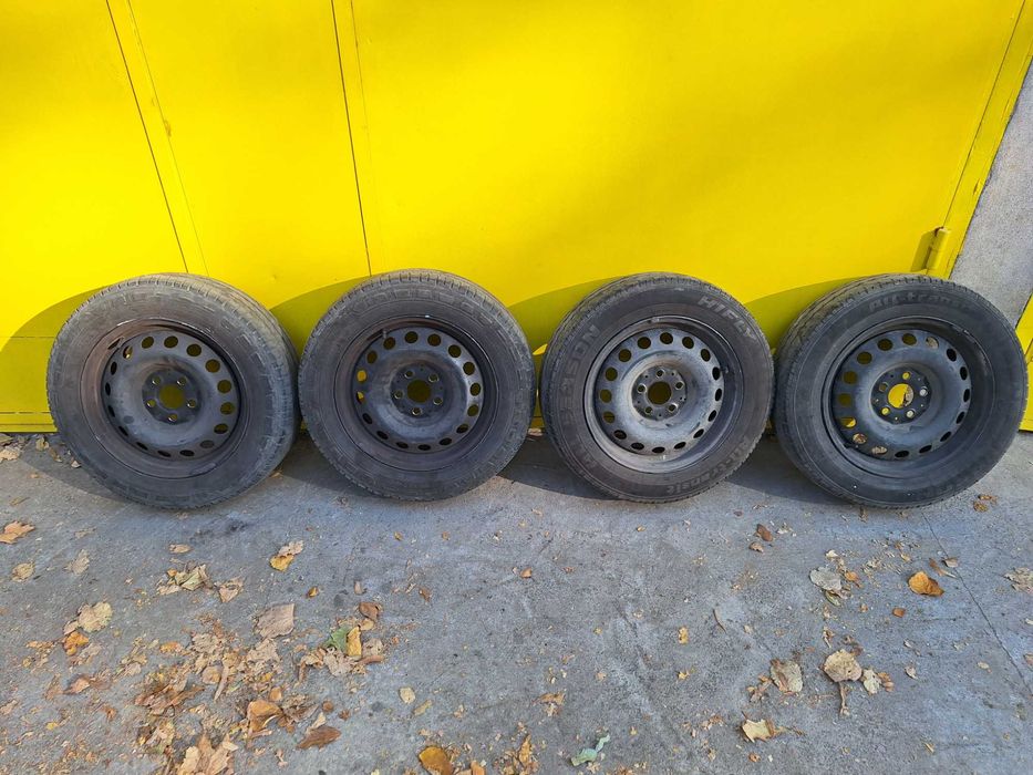 Гуми с джанти вито/виано