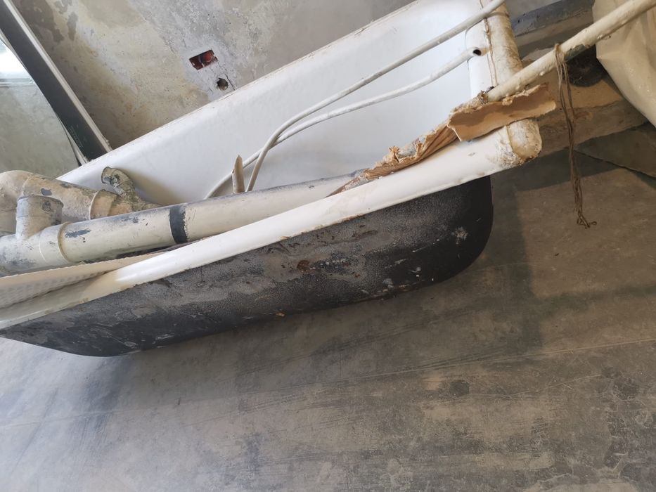 Debarasăm apartamente și subsoluri