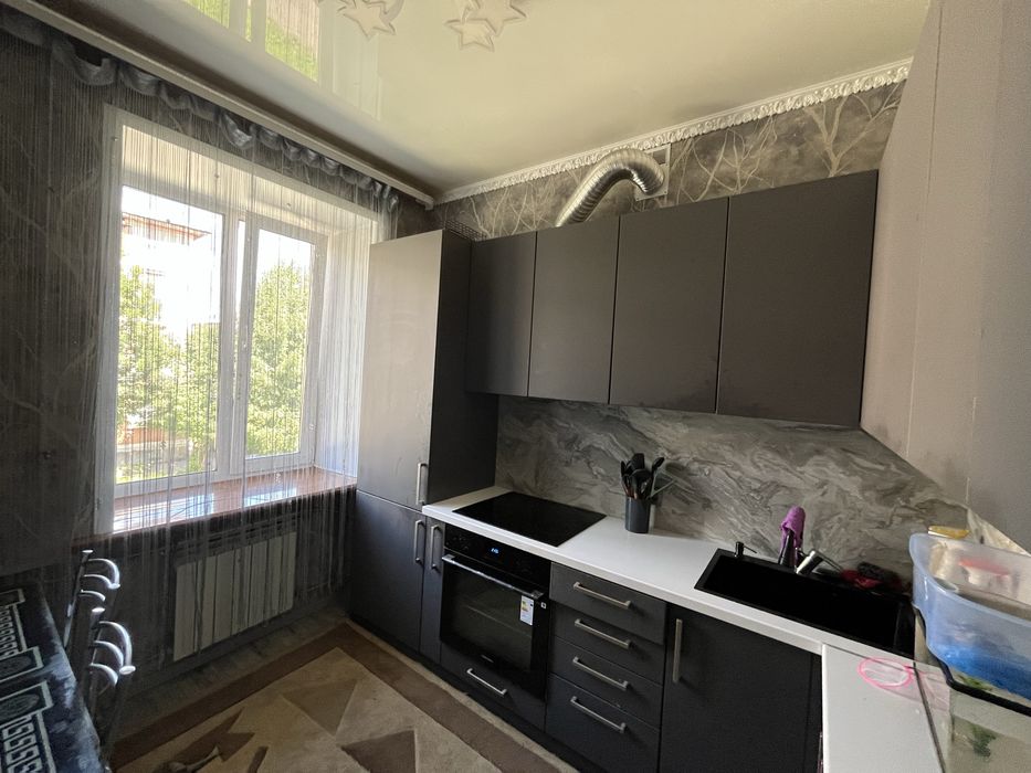 Продам 2х комнатну квартиру