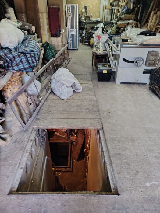 Продам гараж Чашки-ложки.