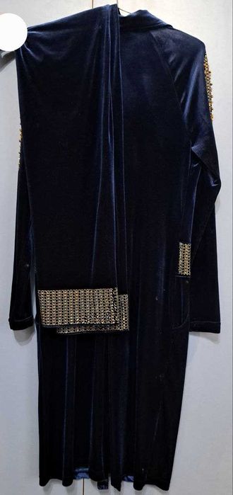 Xalat - lozim (Turkiya) sotiladi.