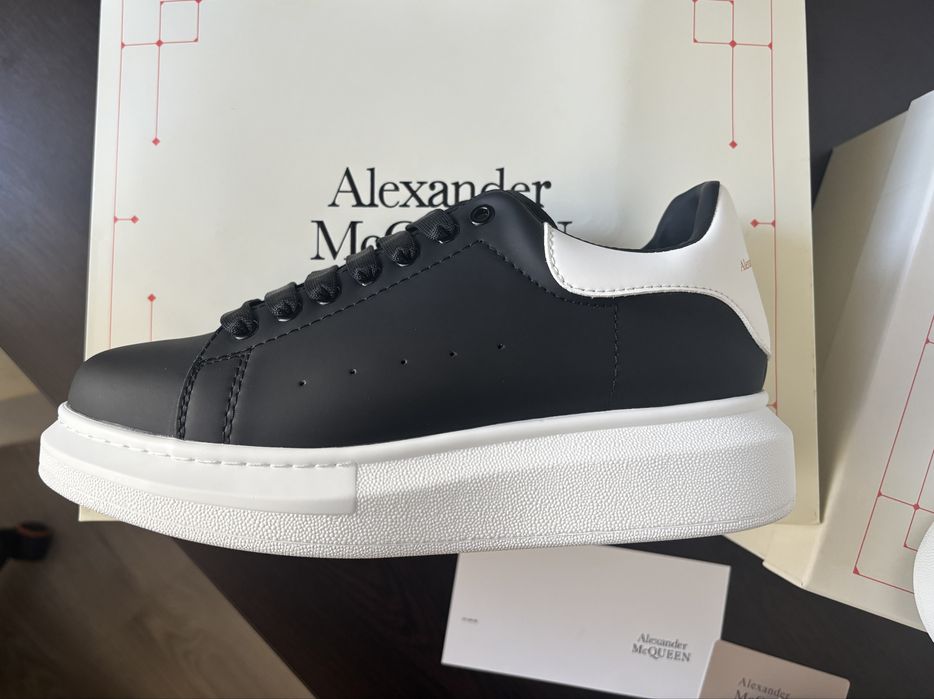 Adidasi Alexander McQueen Black-White
