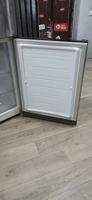 Продам рабочий холодильник
