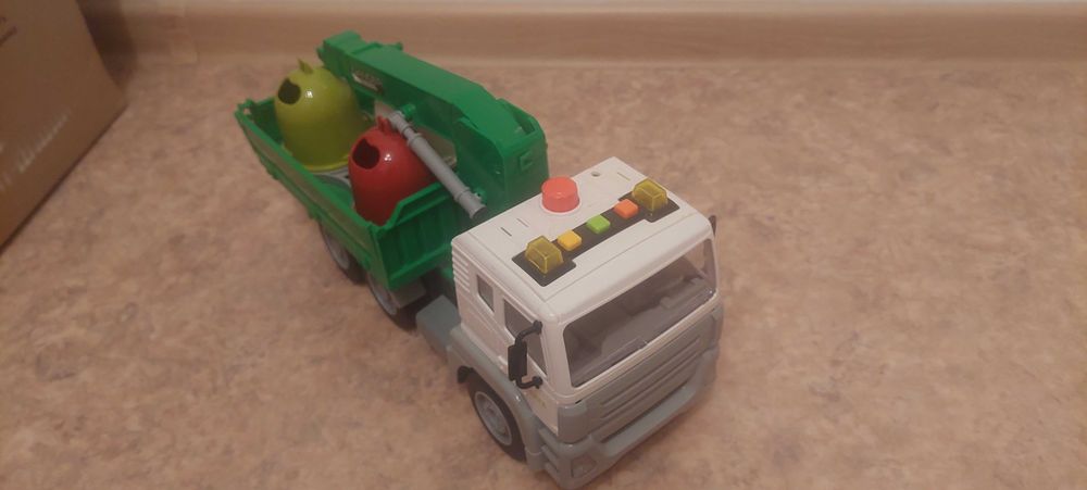 Детские игрушки для мальчика