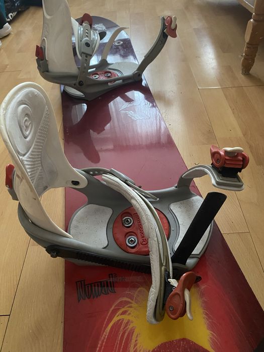 Сноуборд Rossignol Nomad + автомати – идеален за начинаещи