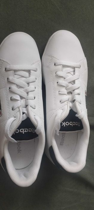 Оригинални, нови, кецове Reebok, унисекс, размер 36