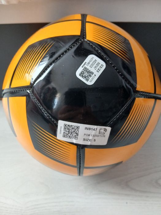 Топка Continental размер 5 нова