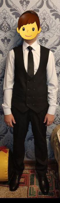 Костюм костюм тройка турецкий для подростка чёрного цвета