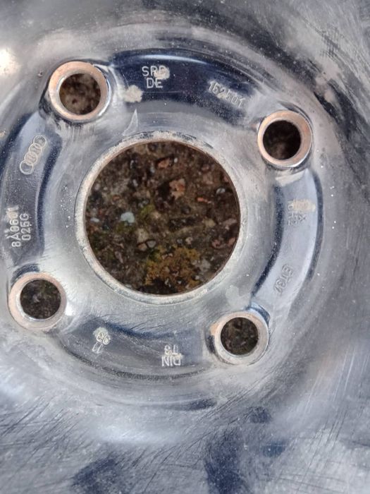 Джанти железни, диаметър 15, ширина 6 - цивана е за 4 бр.