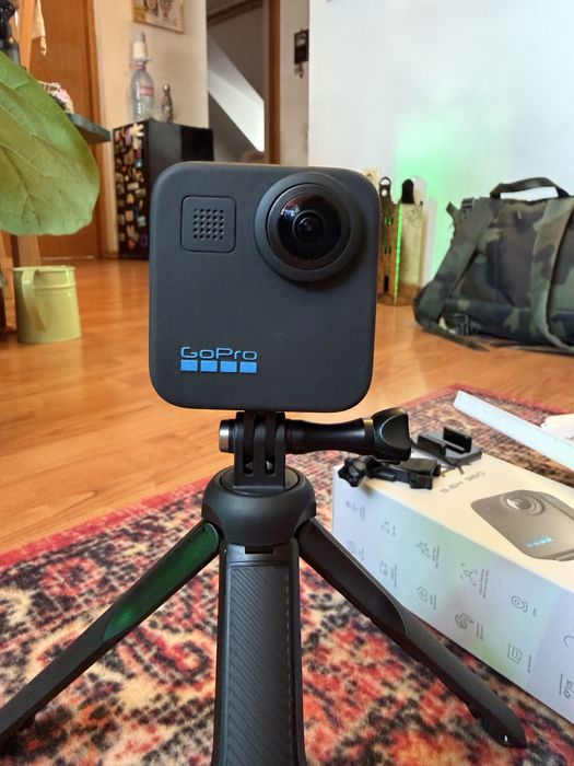 Go Pro MAX 360 5,6K plus stetiv/brat extensibil