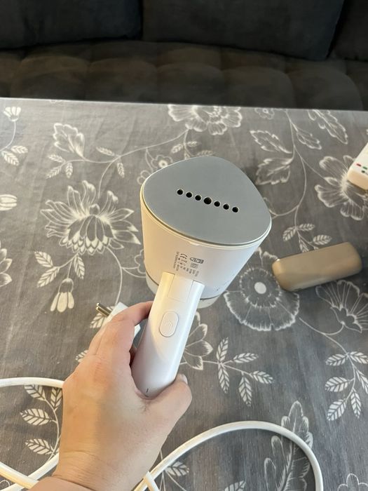 Уред за гладене с пара Philips STH 3000