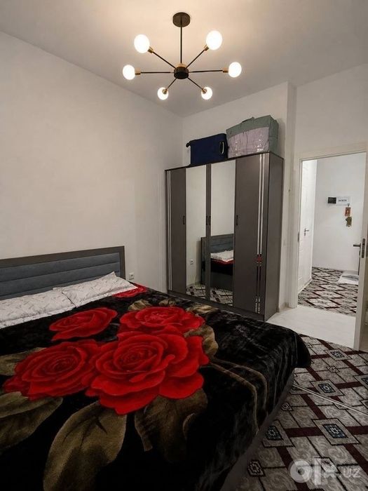 Новза метро 10 дакика юлда квартира