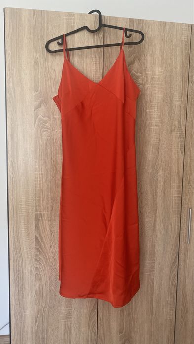 Rochie gravida din satin cu bretele