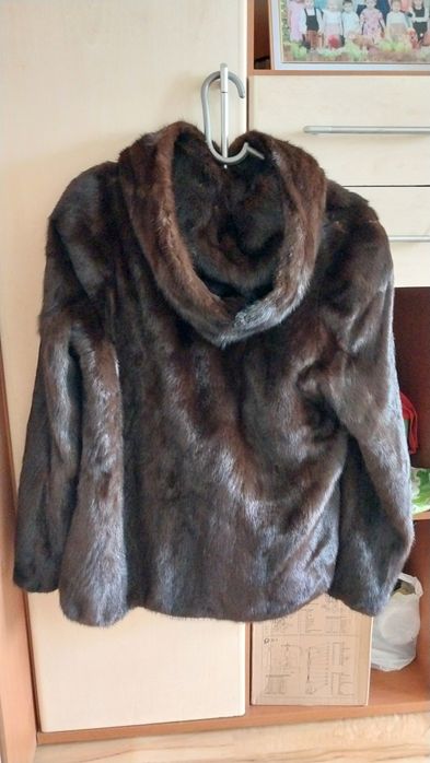 Продам норковую шубу