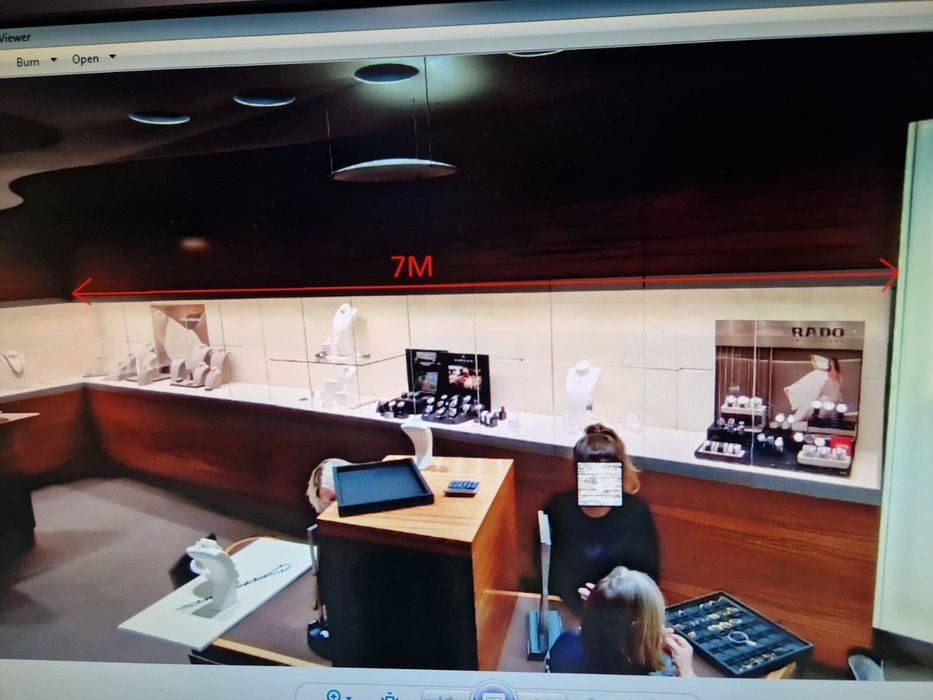 Mobilier complet pt magazin / consignatie bijuterii la 15% din pret