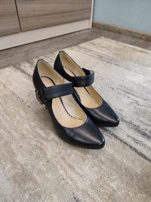 Туфли  женские, 38 размер