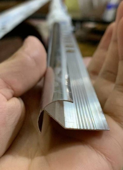 Nerjaveyka Profil zakazga yasaymiz va Alyumin ugolok tayori bor