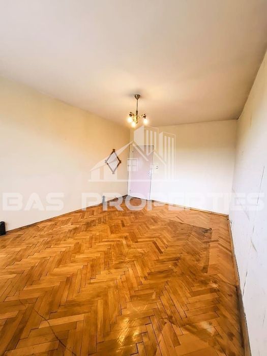 Продава се Тристаен апартамент в София, Надежда 1 - 88 кв.м за 2200 €/кв.м - Снимка #4