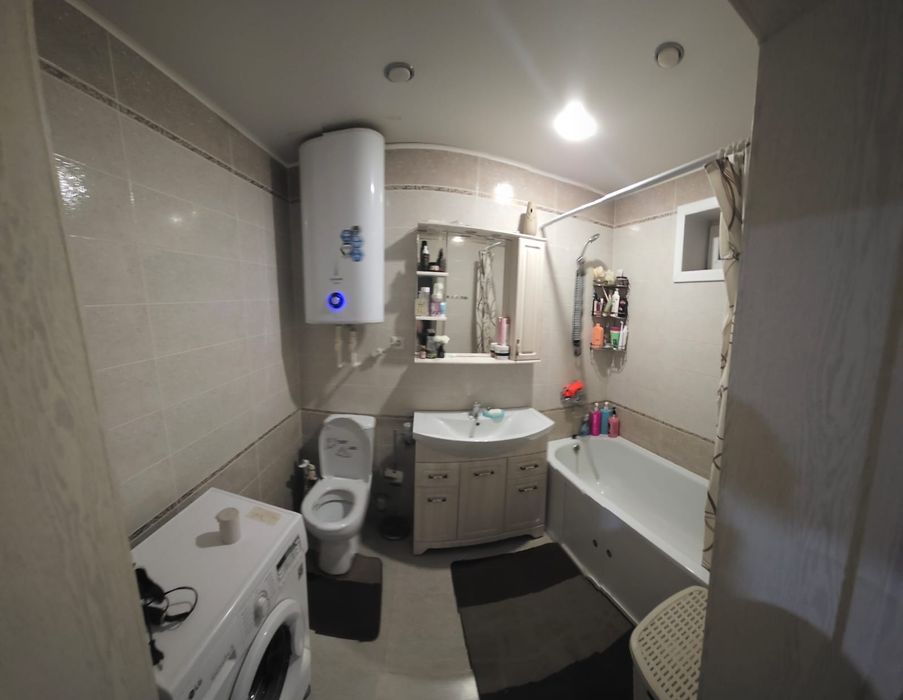 Продаётся тёплый дом в  городе