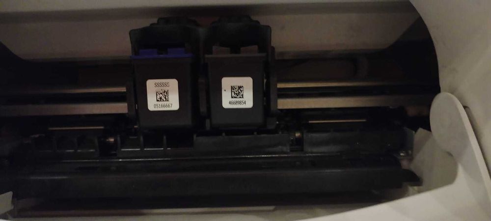 Принтер hp/ б/у  CВ594А