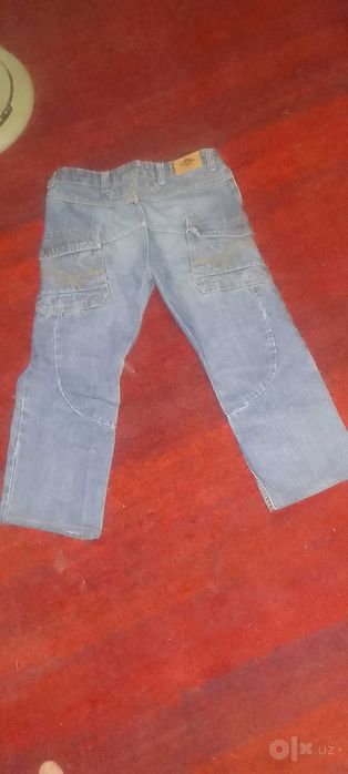 Lee Cooper  Продаются джинсы на девочку 10-12 лет.