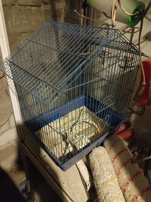Продам клетку для попугая