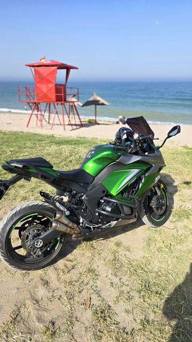 Motocicleta Kawasaki Z1000SX 2020