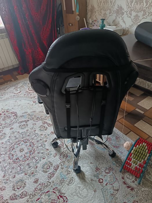 Игровое кресло продам