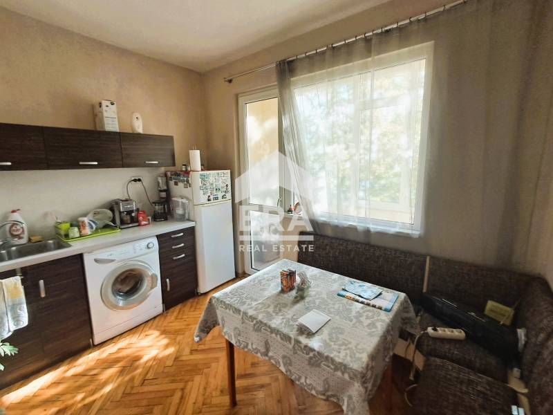 Продава се Четиристаен апартамент в Варна, Трошево - 92 кв.м за 1804 €/кв.м - Снимка #5