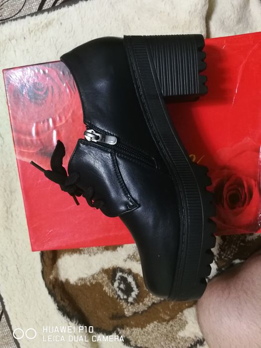 Продам новую обувь