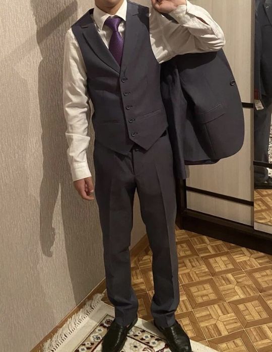 продам костюм мужской