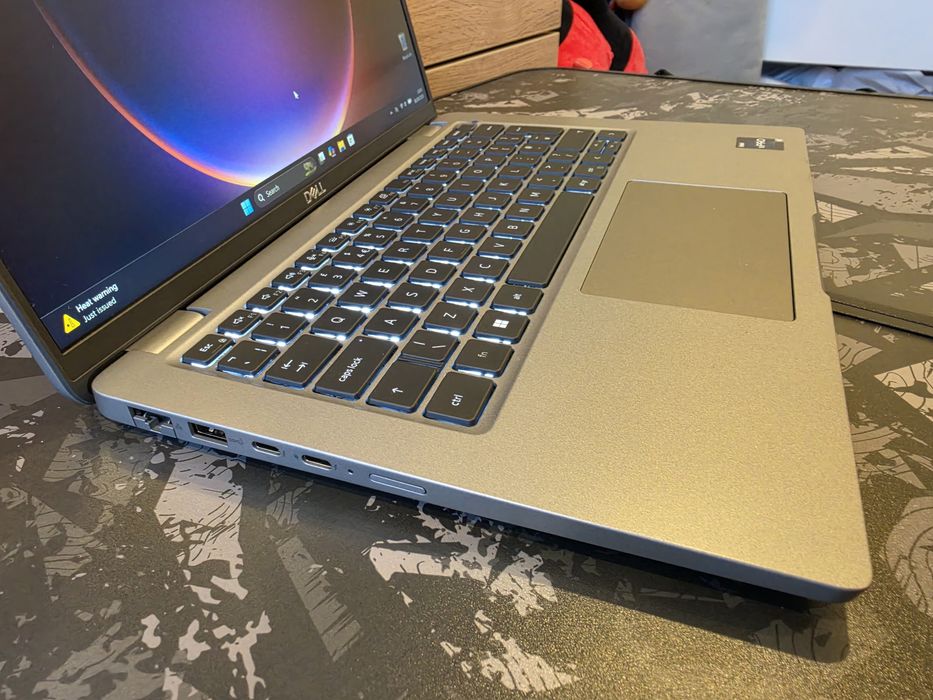 Dell Latitude 5440 / i5-1345U / 16GB Ram / 256 SSD