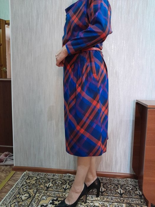 Платье женское в клетку.