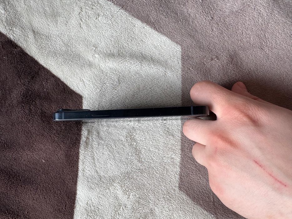 Айфон 14,128гигабайт